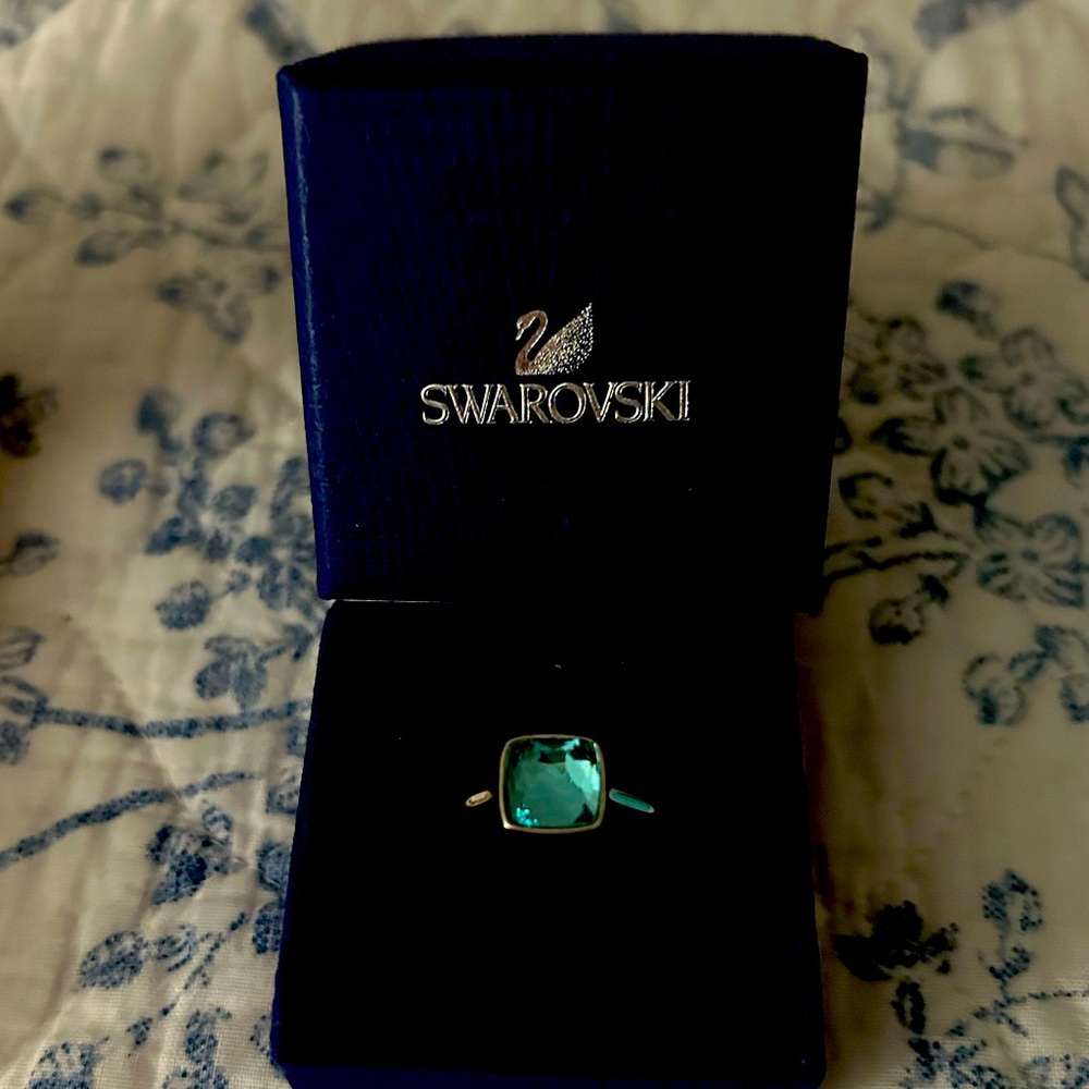 aqua marine square stone  silver band ring from Swarovski  size 7